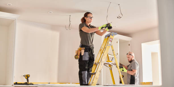 Best Licensed Electrician  in Lliams Bay, WI